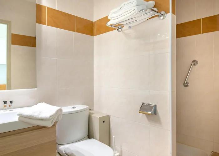 Apartment Climatise 2/3 Pers. - Proche Plage, Centre-ville, Wi-fi Gratuit - Fr-1-466a-19 Saint-Raphaël